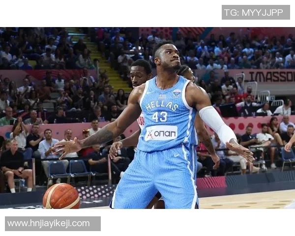 290万美金！萨纳西斯续约雄鹿，前球员：复刻冠军阵容或为家庭情